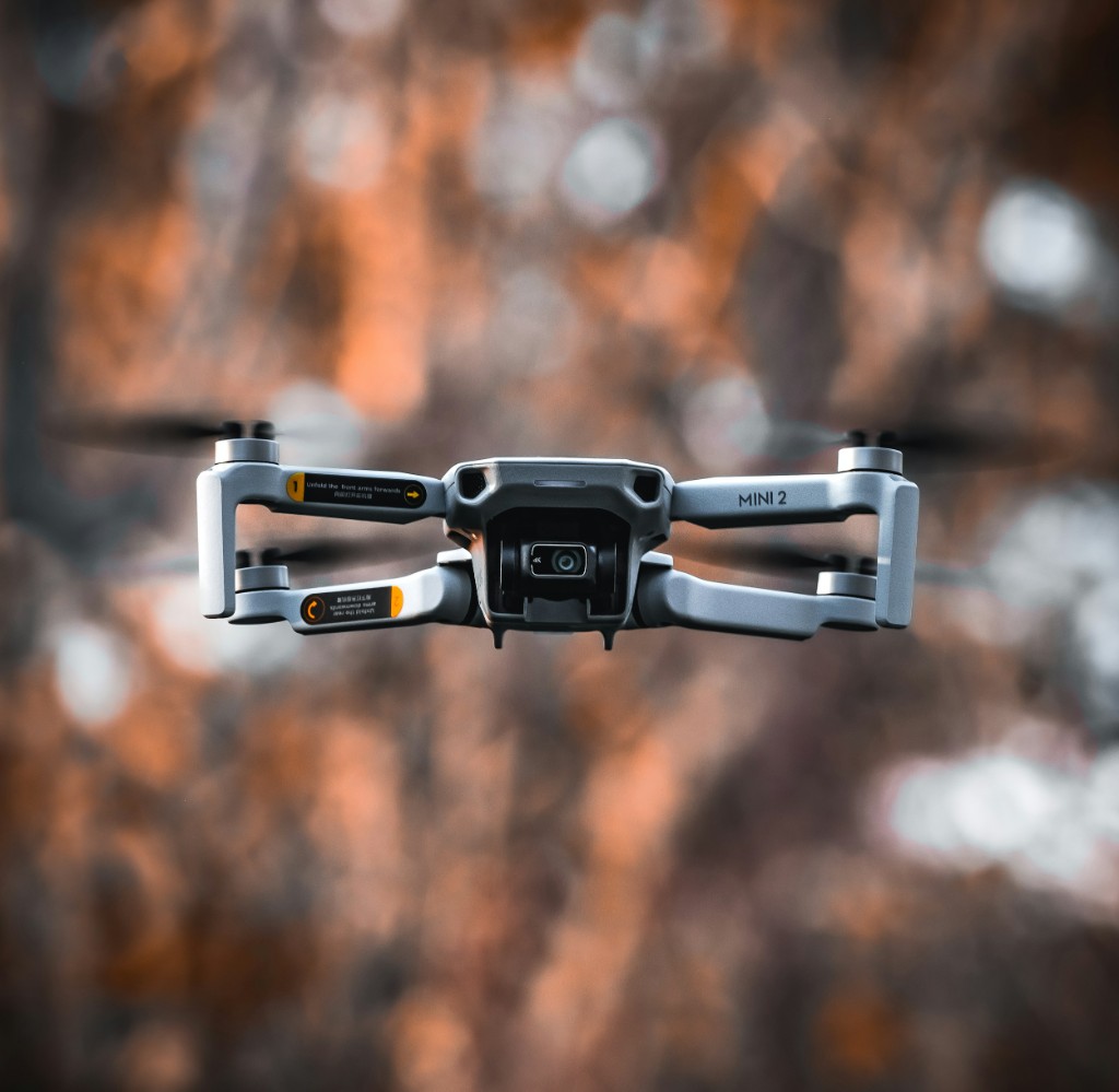 БпЛА DJI Mini 2 у польоті